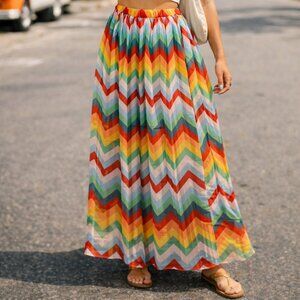 Romeo & Juliet Couture Multicolor Rainbow Chevron Pleated A-Line Summer Skirt